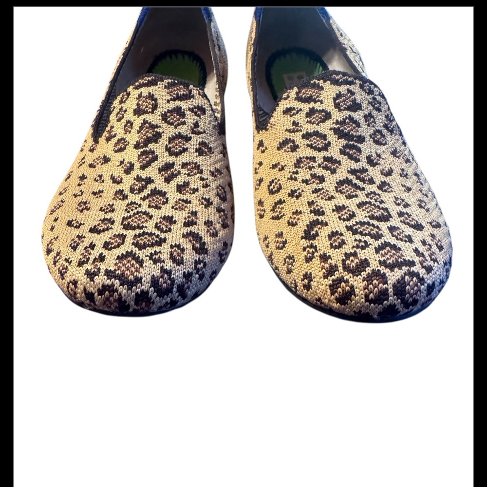 Rothy's The Loafer Spotted Women's Size 9
EUC Retired - Picture 5 of 14